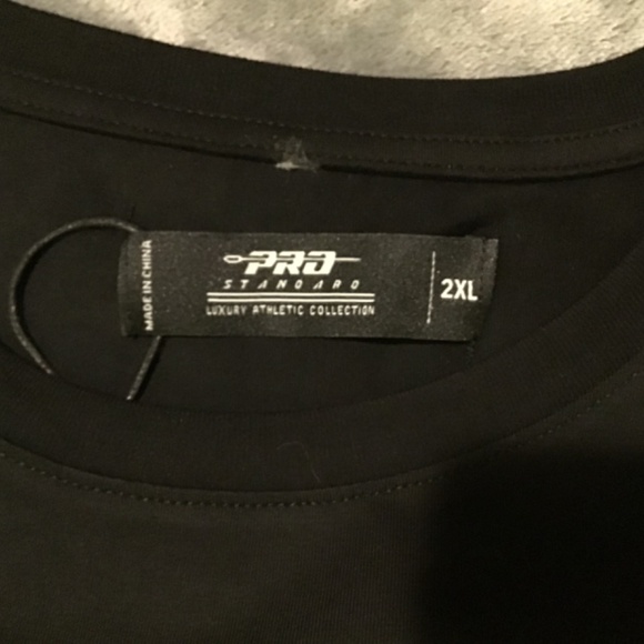 Las Vegas Raiders Pro Standard Shirt - Picture 3 of 4